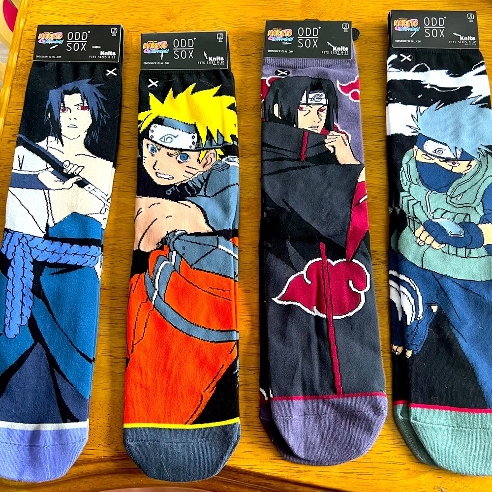 BUNDLE OF 4 - NWT Naruto Odd Sox